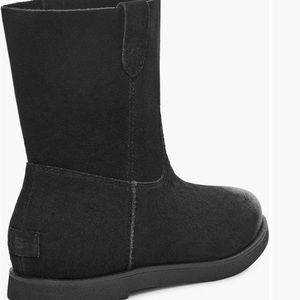 Josefene Short Boot (Women)
Chestnut color. NWOT. Spot on sole from tag